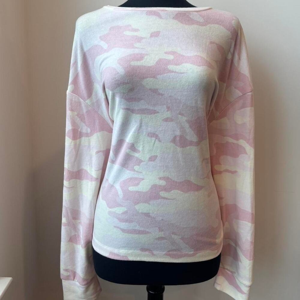 Time and Tru Pink Camoflauge Long Sleeve Crew Neck Soft Sweatshirt Sz XL
